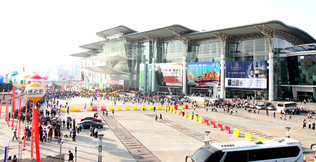 跨夢想之巔  逐百年之夢——綠之韻集團(tuán)十周年慶典“夢想嘉年華”活動(dòng)掠影