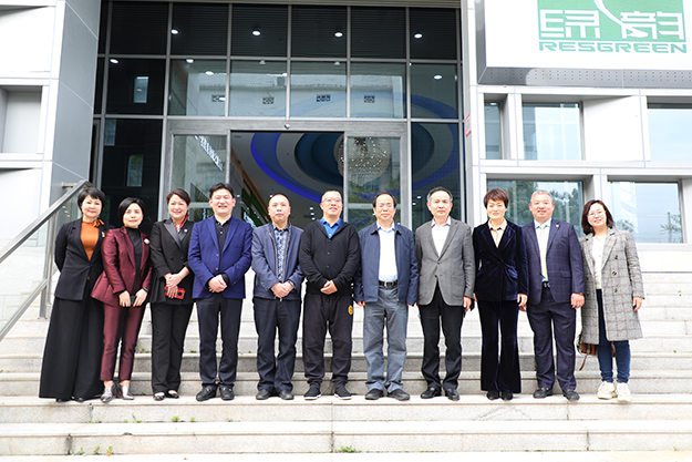 中共長沙市委常委、統(tǒng)戰(zhàn)部部長譚小平一行蒞臨綠之韻調(diào)研指導(dǎo)