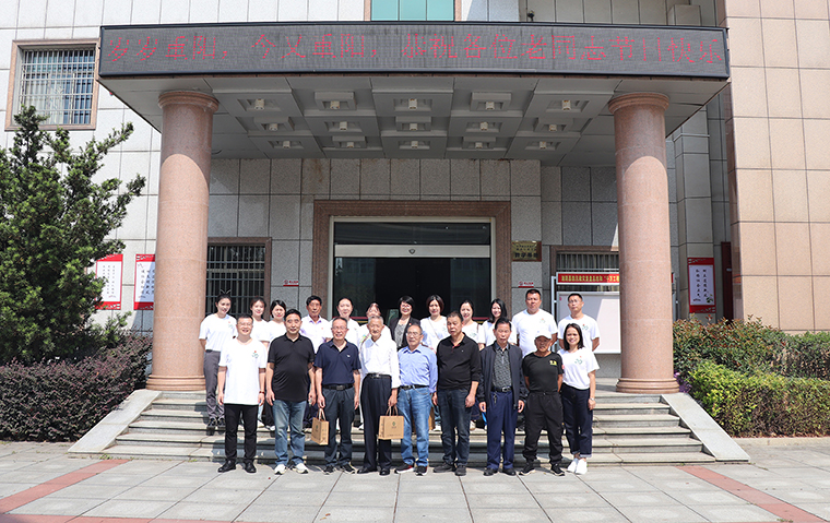 綠之韻集團(tuán)黨委開展“傳承溫暖與關(guān)懷”主題黨日活動