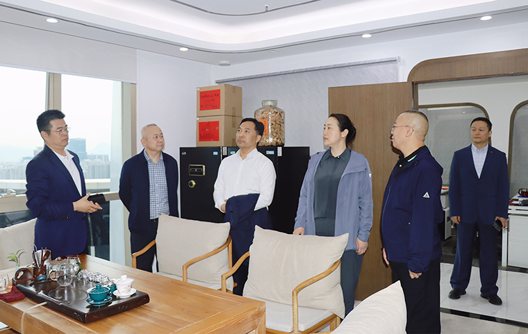 胡國安董事長陪同中共長沙市委統(tǒng)戰(zhàn)部部長劉匯一行赴粵港澳大灣區(qū)考察