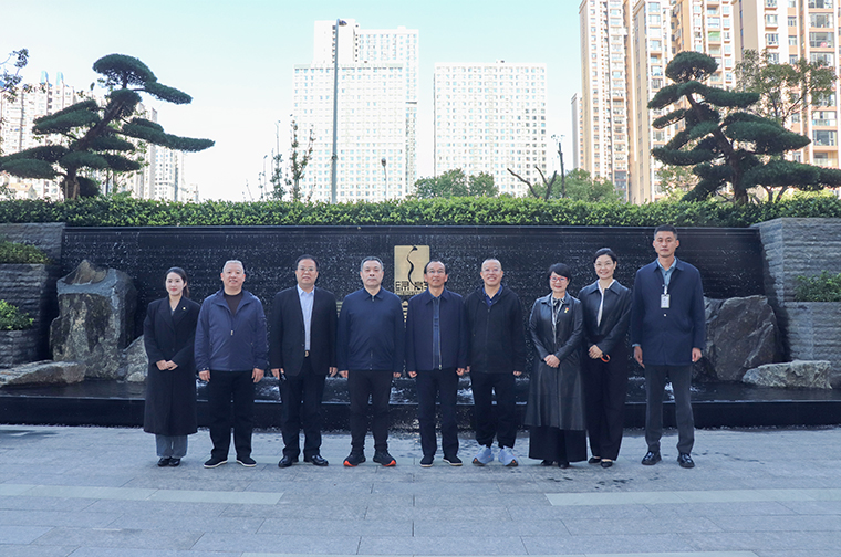 安化縣人大常委會(huì)黨組書記、主任陳飛燕一行蒞臨綠之韻中心調(diào)研